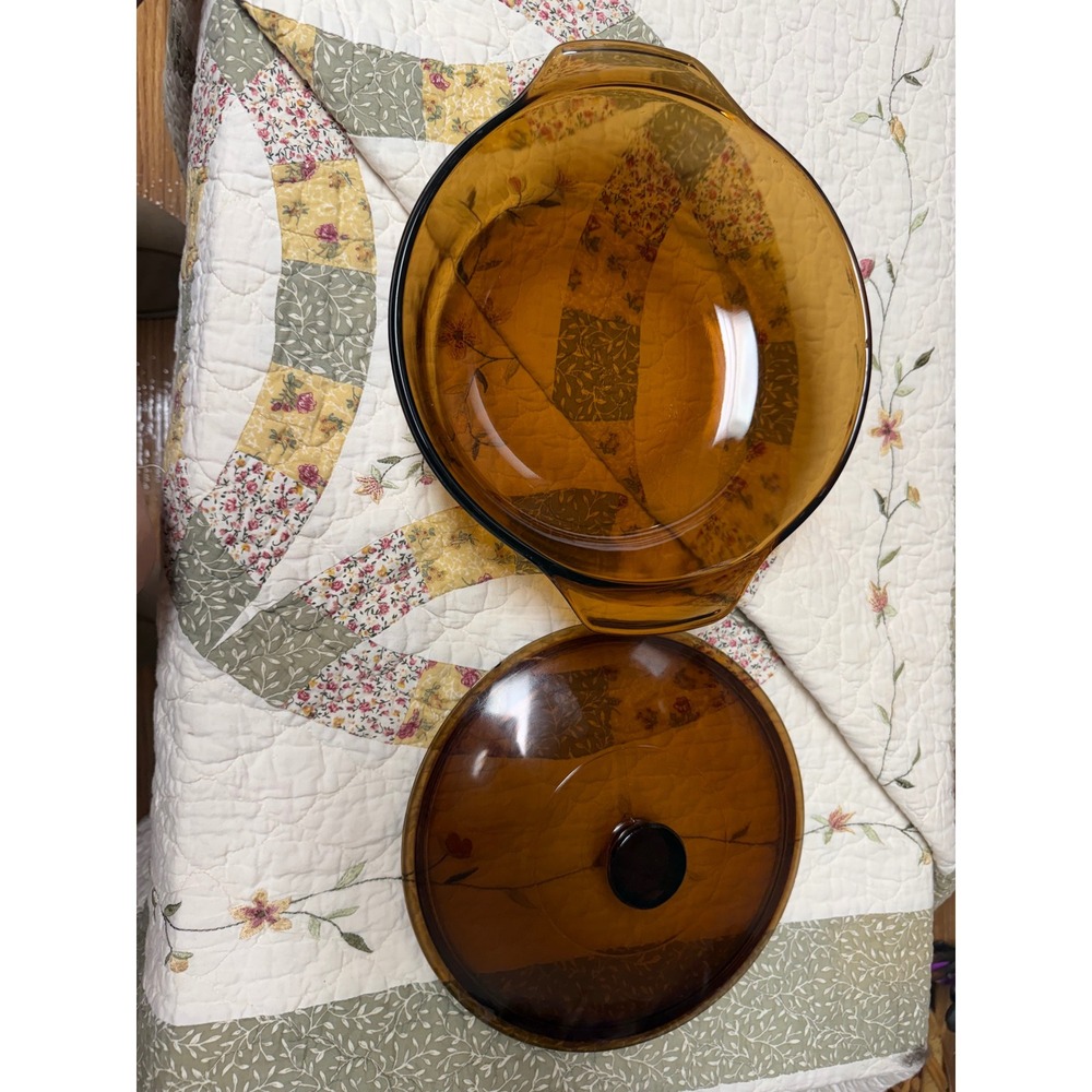 Anchor Hocking Fire King Amber Glass Casserole Dish with Lid 1.5 Qt Ovenproof - Picture 3 of 5